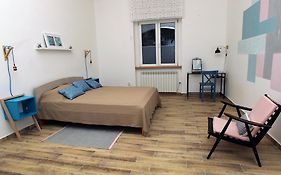 Blue Box Apartment